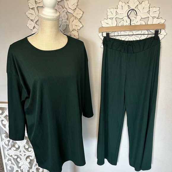 MUNI MUNI WIDE PANT AND BLOUSE SET BASICALLY BRAND NEW ONLY worn ONCE! Size M - Picture 8 of 10